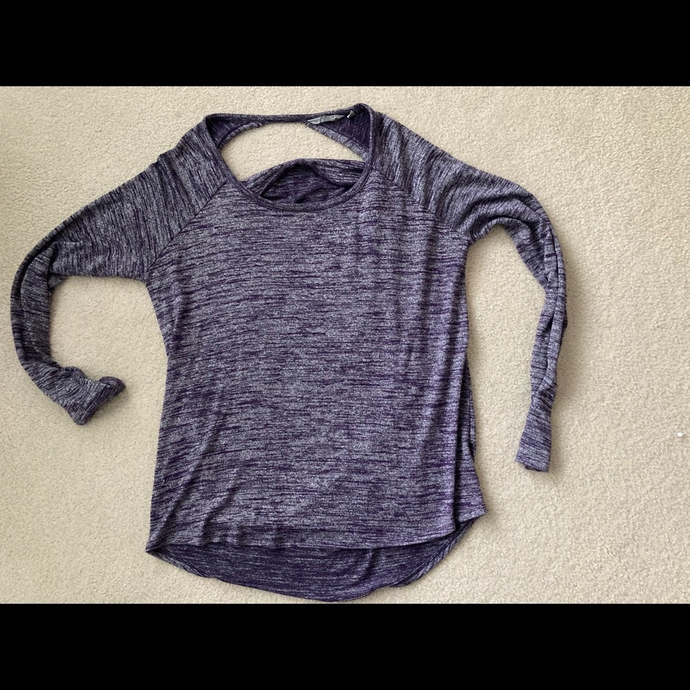 Athleta Heathered Purple Open Pose Open Back long sleeve shirt sz M